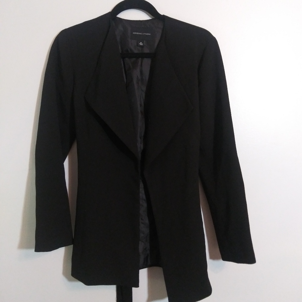 Black long sleeve crepe material blazer